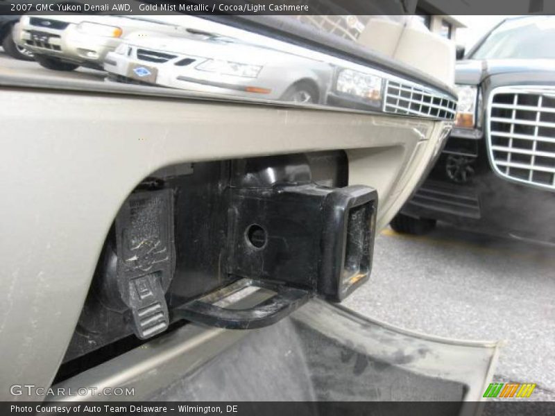 Gold Mist Metallic / Cocoa/Light Cashmere 2007 GMC Yukon Denali AWD