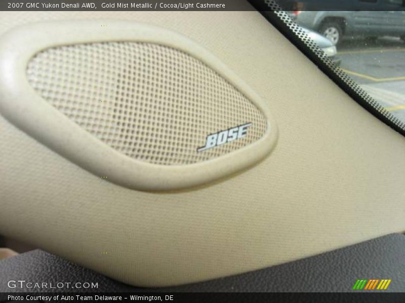Gold Mist Metallic / Cocoa/Light Cashmere 2007 GMC Yukon Denali AWD