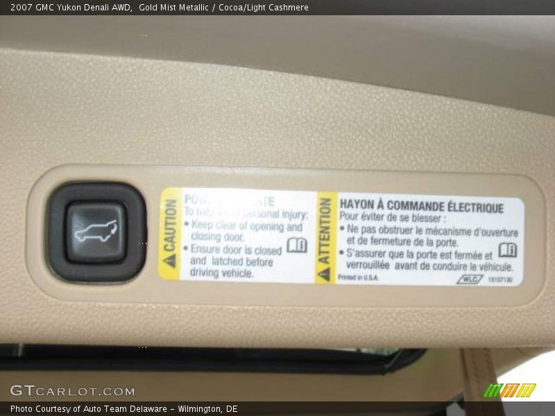 Gold Mist Metallic / Cocoa/Light Cashmere 2007 GMC Yukon Denali AWD