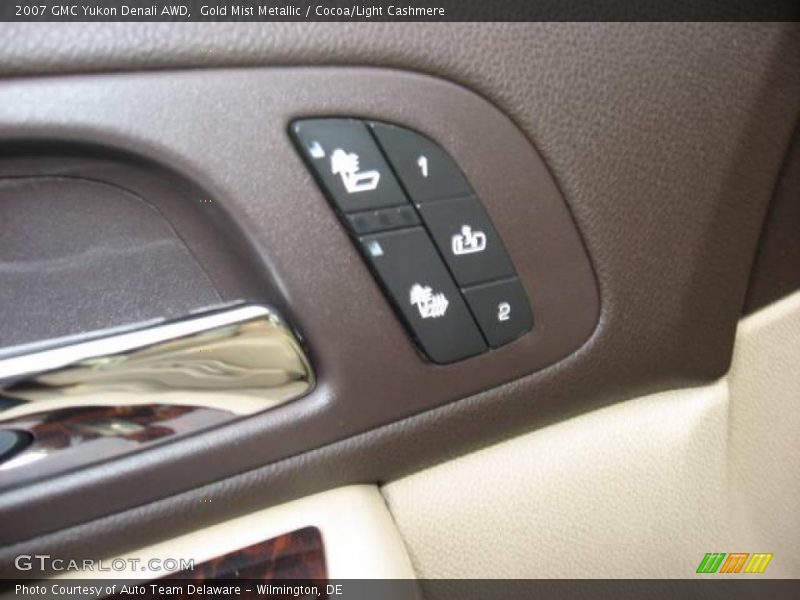 Gold Mist Metallic / Cocoa/Light Cashmere 2007 GMC Yukon Denali AWD