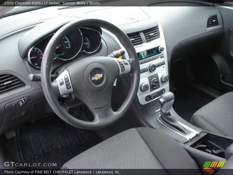 Summit White / Ebony 2009 Chevrolet Malibu LT Sedan