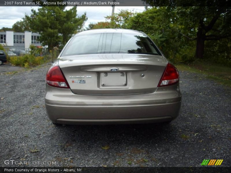 Arizona Beige Metallic / Medium/Dark Pebble 2007 Ford Taurus SE