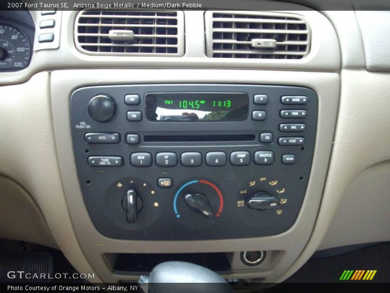 Arizona Beige Metallic / Medium/Dark Pebble 2007 Ford Taurus SE