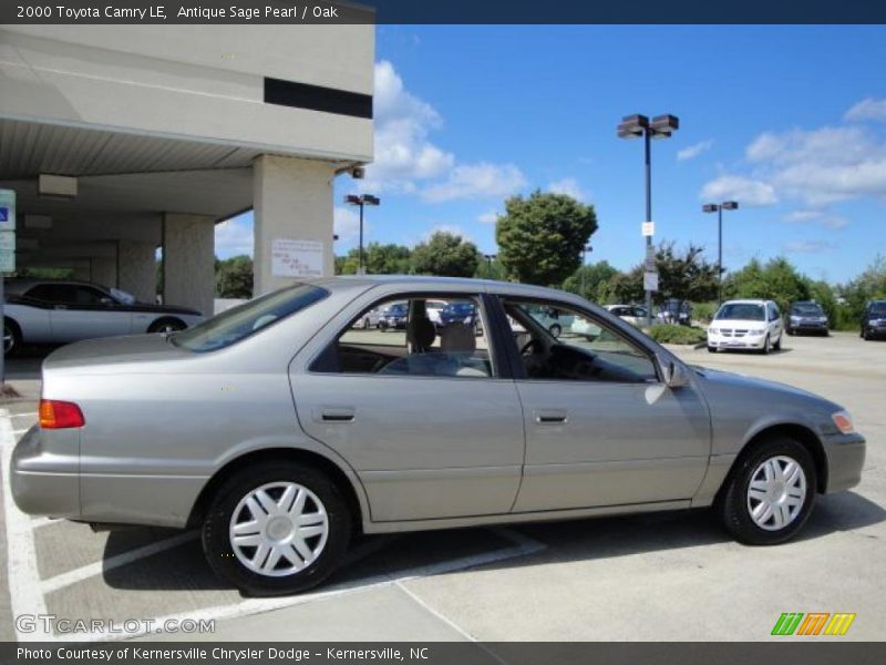 Antique Sage Pearl / Oak 2000 Toyota Camry LE