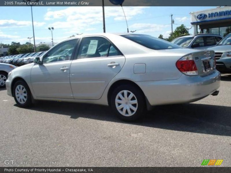 Lunar Mist Metallic / Gray 2005 Toyota Camry LE