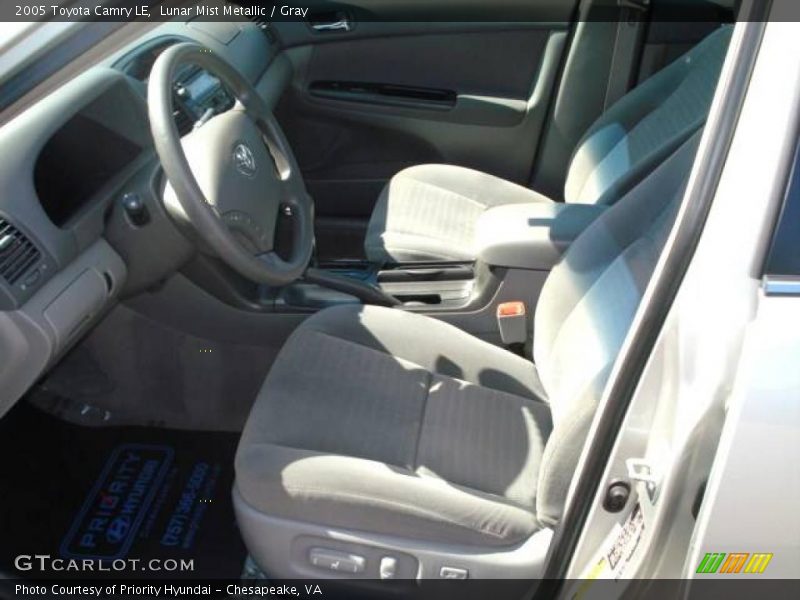 Lunar Mist Metallic / Gray 2005 Toyota Camry LE