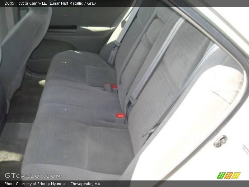 Lunar Mist Metallic / Gray 2005 Toyota Camry LE