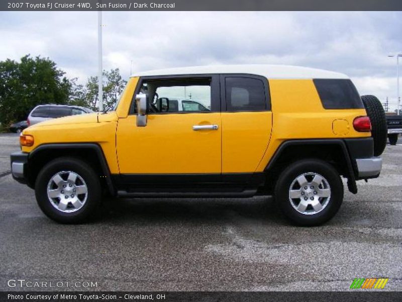 Sun Fusion / Dark Charcoal 2007 Toyota FJ Cruiser 4WD