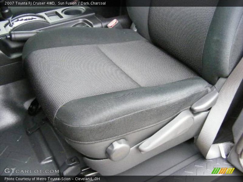 Sun Fusion / Dark Charcoal 2007 Toyota FJ Cruiser 4WD