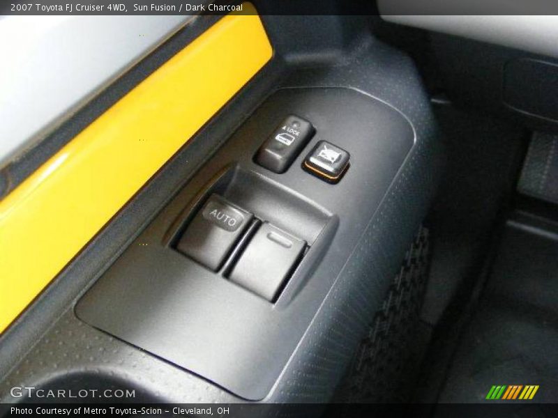 Sun Fusion / Dark Charcoal 2007 Toyota FJ Cruiser 4WD