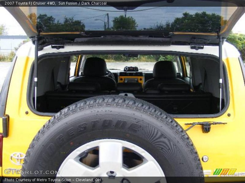 Sun Fusion / Dark Charcoal 2007 Toyota FJ Cruiser 4WD