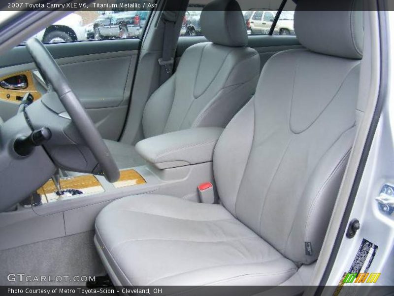 Titanium Metallic / Ash 2007 Toyota Camry XLE V6