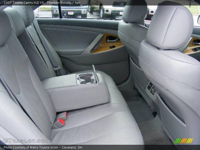 Titanium Metallic / Ash 2007 Toyota Camry XLE V6