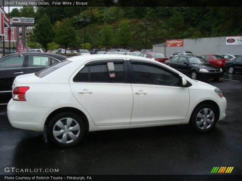 Polar White / Bisque 2007 Toyota Yaris Sedan