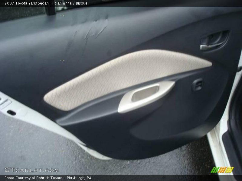 Polar White / Bisque 2007 Toyota Yaris Sedan