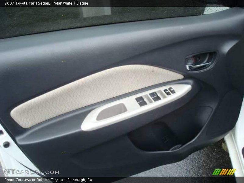 Polar White / Bisque 2007 Toyota Yaris Sedan