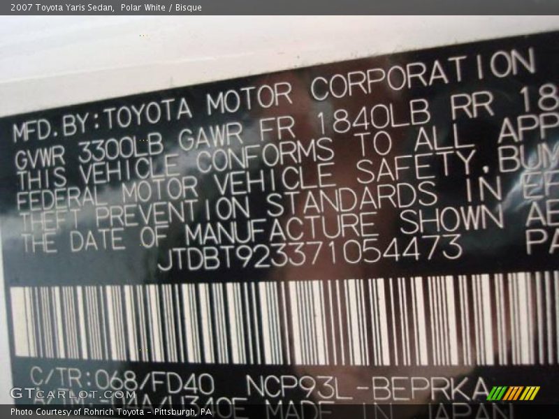 Polar White / Bisque 2007 Toyota Yaris Sedan