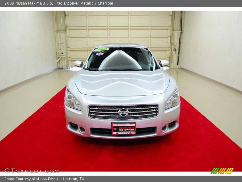 Radiant Silver Metallic / Charcoal 2009 Nissan Maxima 3.5 S