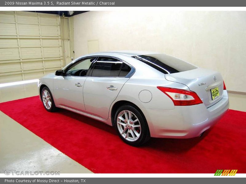 Radiant Silver Metallic / Charcoal 2009 Nissan Maxima 3.5 S