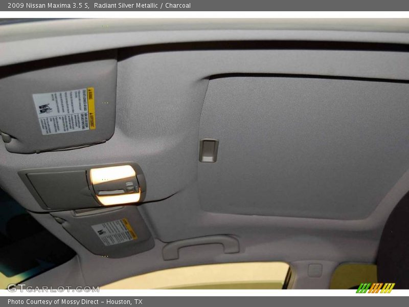 Radiant Silver Metallic / Charcoal 2009 Nissan Maxima 3.5 S