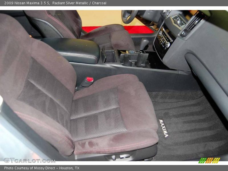 Radiant Silver Metallic / Charcoal 2009 Nissan Maxima 3.5 S
