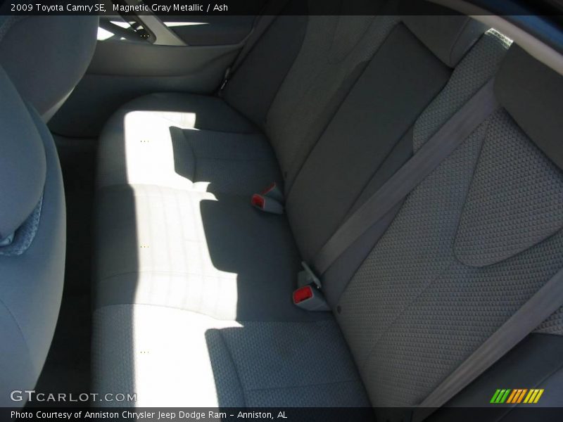 Magnetic Gray Metallic / Ash 2009 Toyota Camry SE