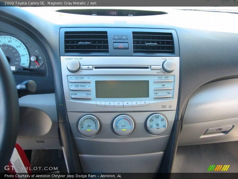 Magnetic Gray Metallic / Ash 2009 Toyota Camry SE