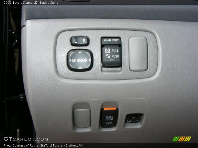 Black / Stone 2009 Toyota Sienna LE