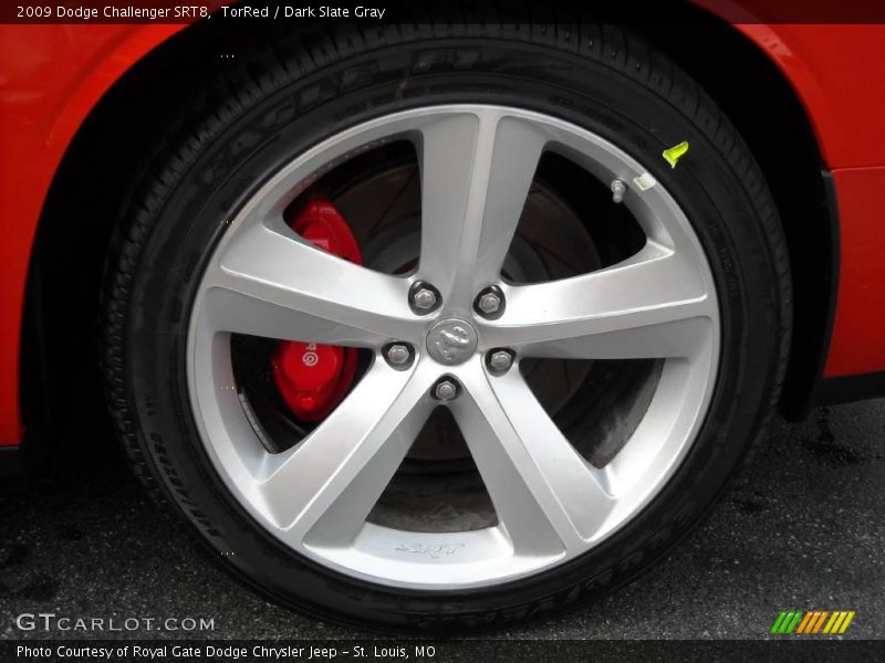 TorRed / Dark Slate Gray 2009 Dodge Challenger SRT8