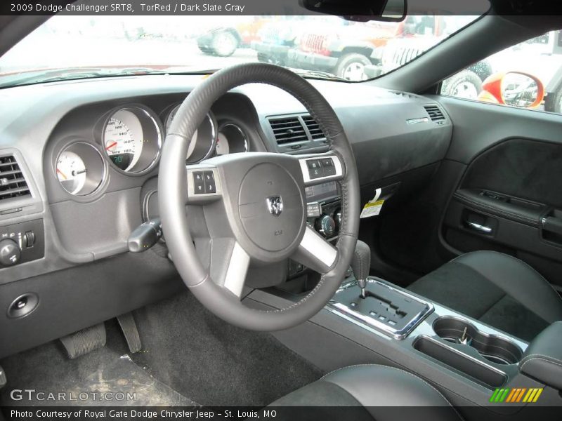 TorRed / Dark Slate Gray 2009 Dodge Challenger SRT8