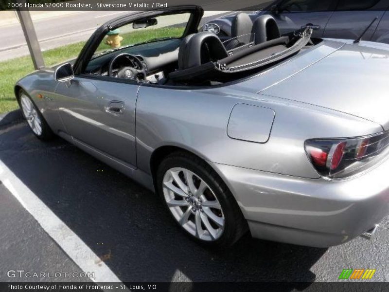 Silverstone Metallic / Red 2006 Honda S2000 Roadster