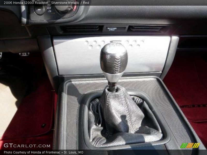 Silverstone Metallic / Red 2006 Honda S2000 Roadster