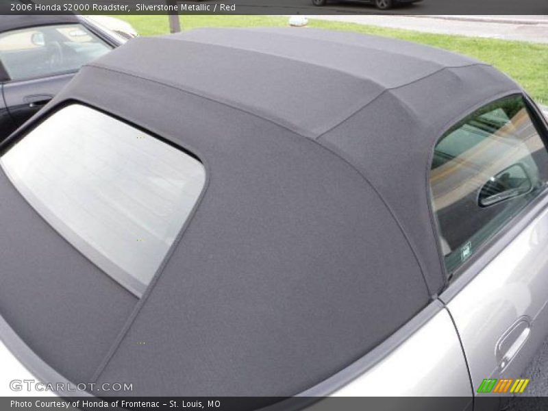 Silverstone Metallic / Red 2006 Honda S2000 Roadster