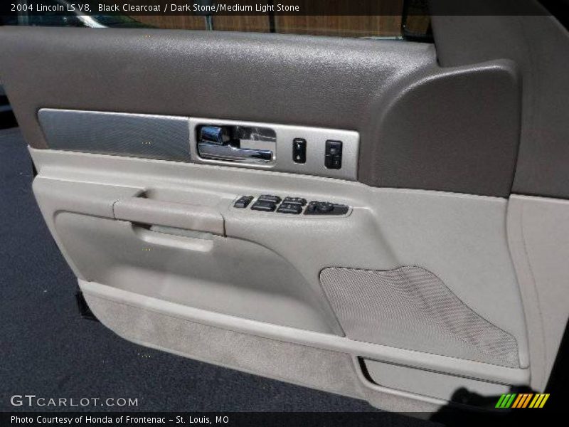 Black Clearcoat / Dark Stone/Medium Light Stone 2004 Lincoln LS V8