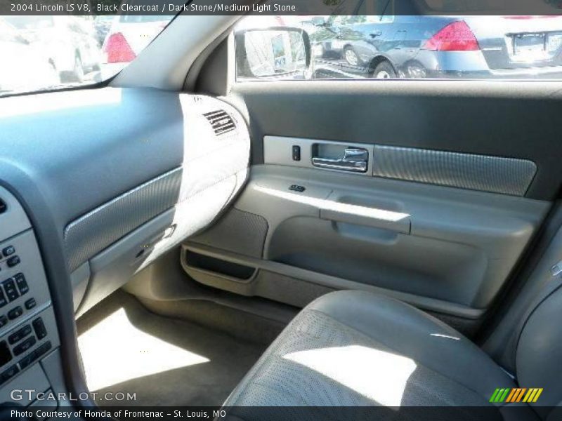 Black Clearcoat / Dark Stone/Medium Light Stone 2004 Lincoln LS V8