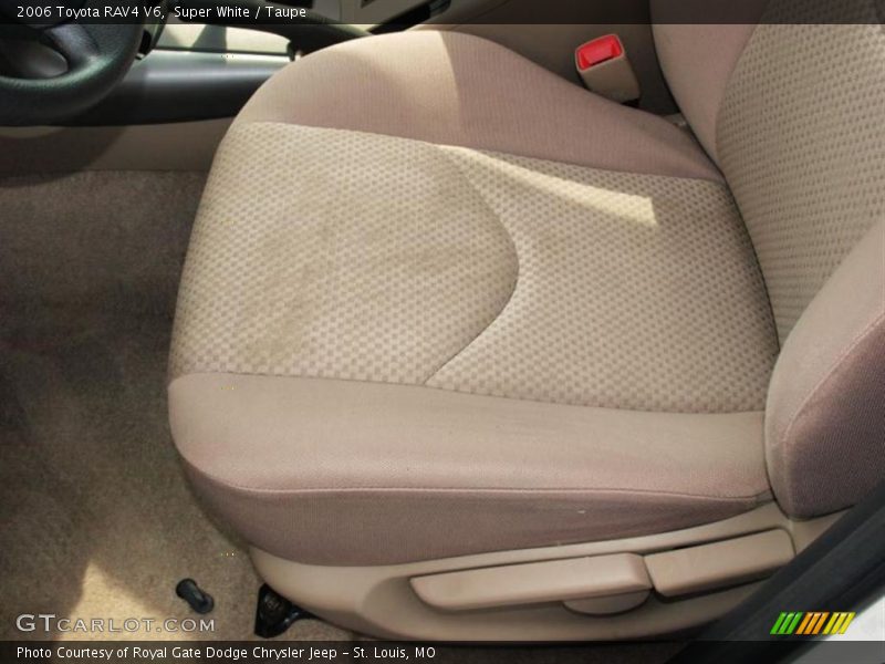 Super White / Taupe 2006 Toyota RAV4 V6