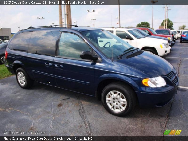 Midnight Blue Pearl / Medium Slate Gray 2005 Dodge Grand Caravan SE