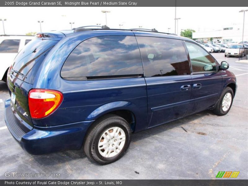 Midnight Blue Pearl / Medium Slate Gray 2005 Dodge Grand Caravan SE
