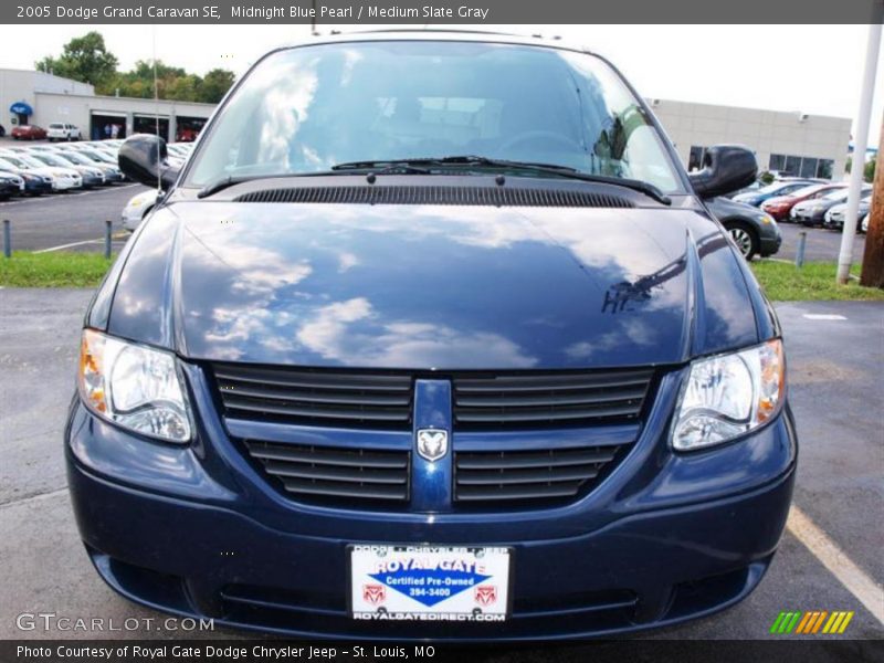 Midnight Blue Pearl / Medium Slate Gray 2005 Dodge Grand Caravan SE