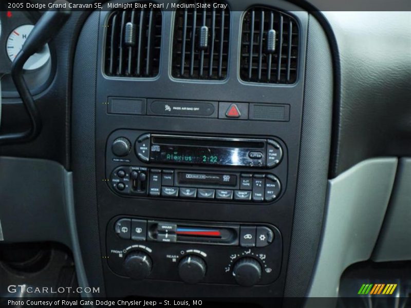 Midnight Blue Pearl / Medium Slate Gray 2005 Dodge Grand Caravan SE