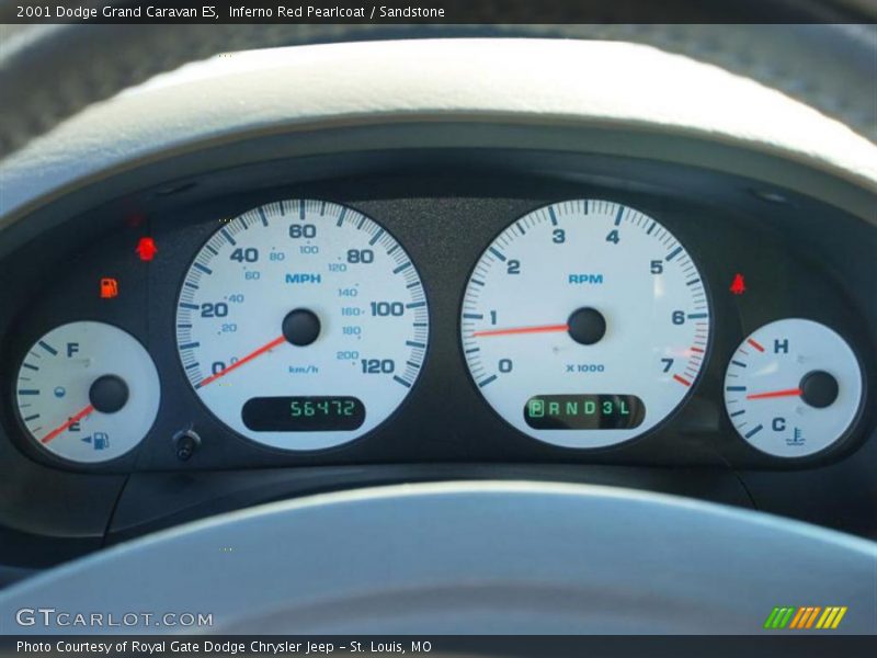 Inferno Red Pearlcoat / Sandstone 2001 Dodge Grand Caravan ES