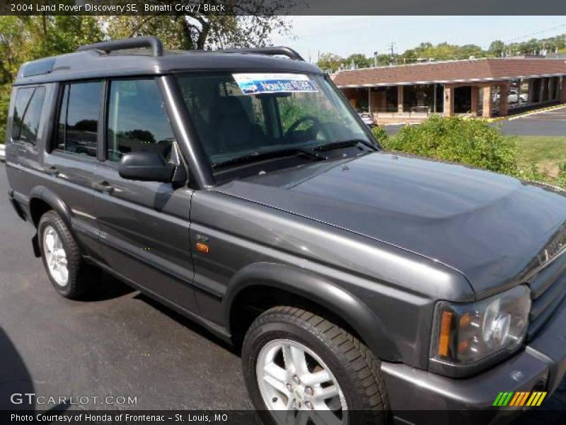 Bonatti Grey / Black 2004 Land Rover Discovery SE