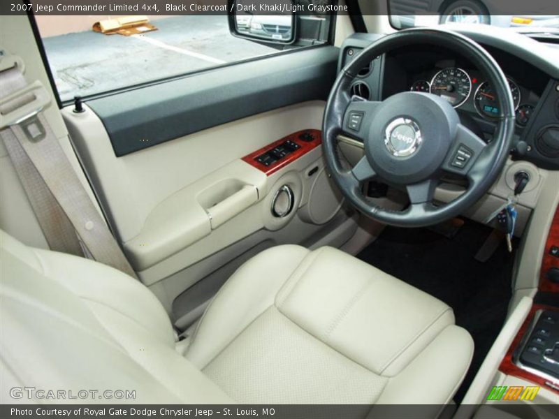 Black Clearcoat / Dark Khaki/Light Graystone 2007 Jeep Commander Limited 4x4