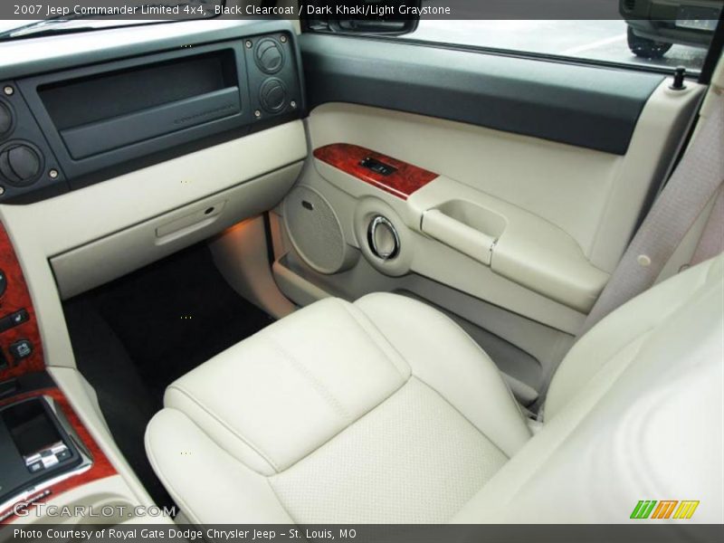 Black Clearcoat / Dark Khaki/Light Graystone 2007 Jeep Commander Limited 4x4