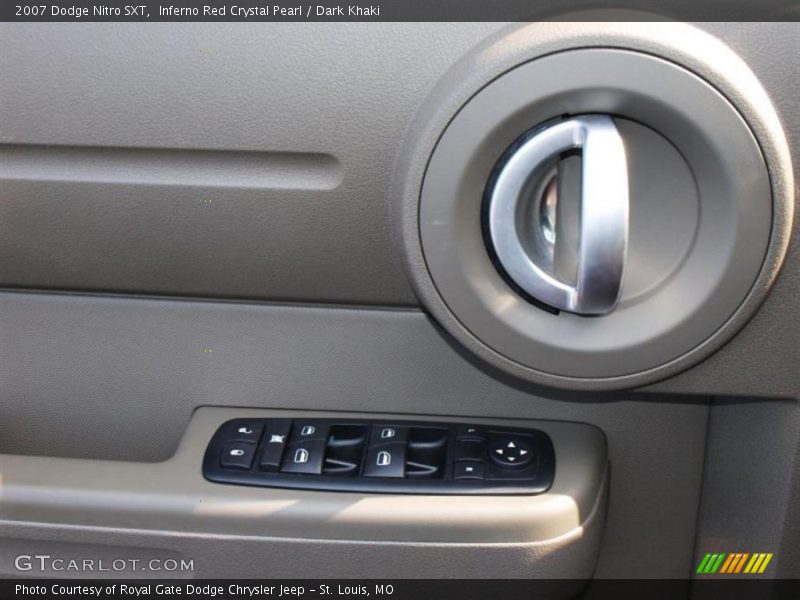 Inferno Red Crystal Pearl / Dark Khaki 2007 Dodge Nitro SXT