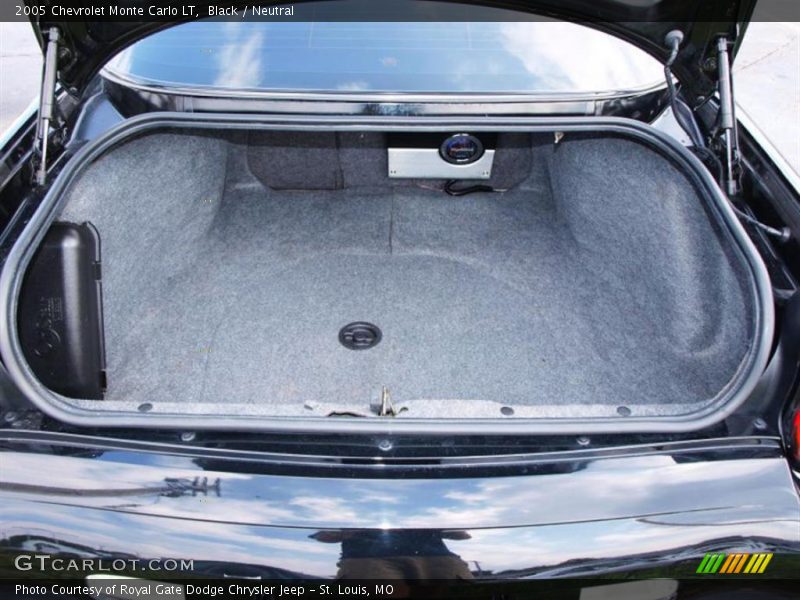 Black / Neutral 2005 Chevrolet Monte Carlo LT
