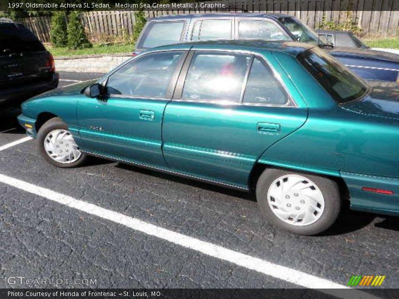 Medium Sea Green Metallic / Graphite 1997 Oldsmobile Achieva SL Sedan