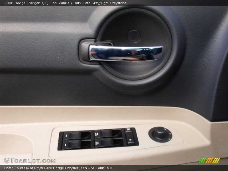 Cool Vanilla / Dark Slate Gray/Light Graystone 2006 Dodge Charger R/T