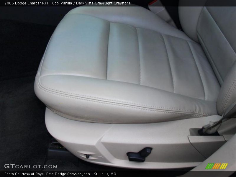 Cool Vanilla / Dark Slate Gray/Light Graystone 2006 Dodge Charger R/T