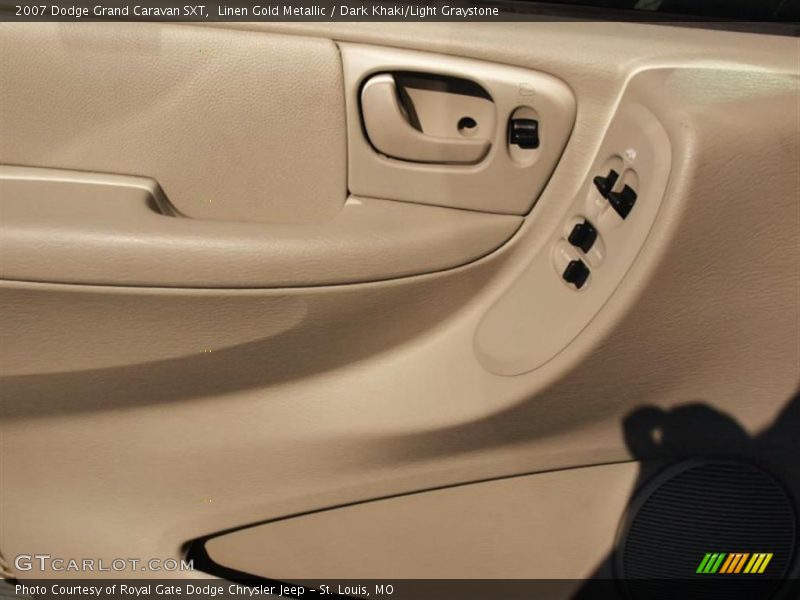 Linen Gold Metallic / Dark Khaki/Light Graystone 2007 Dodge Grand Caravan SXT